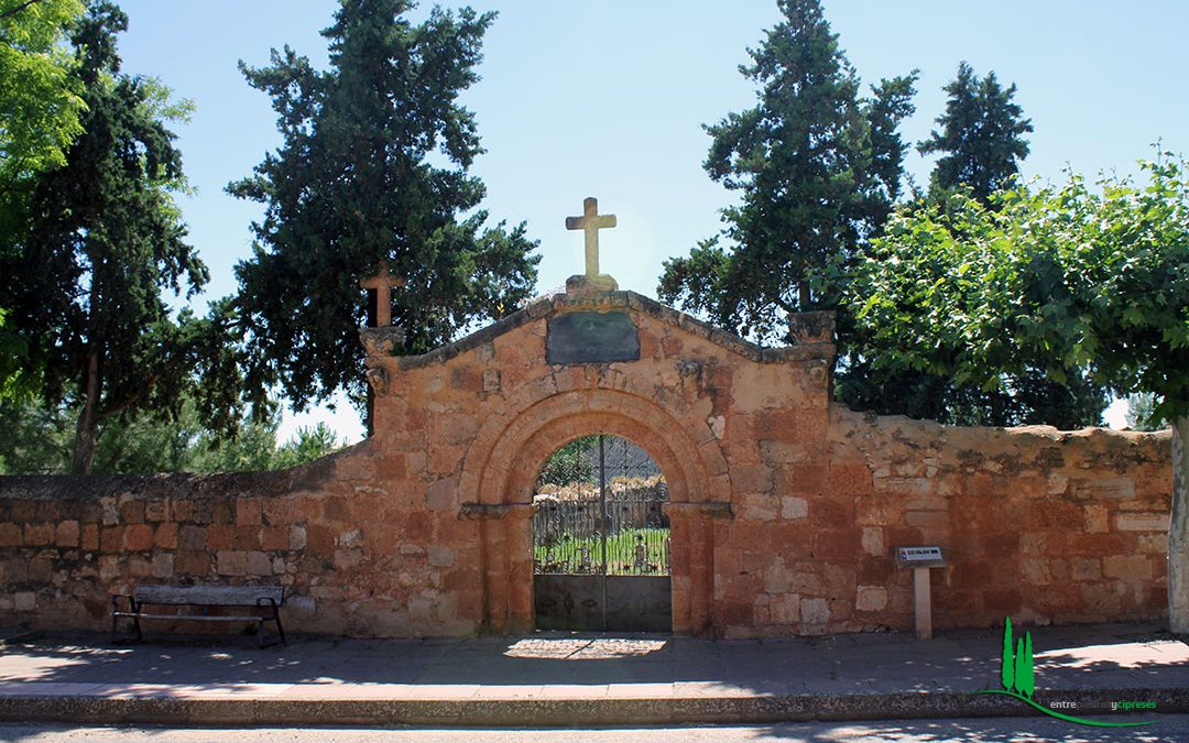 Cementerio viejo de Ayllón