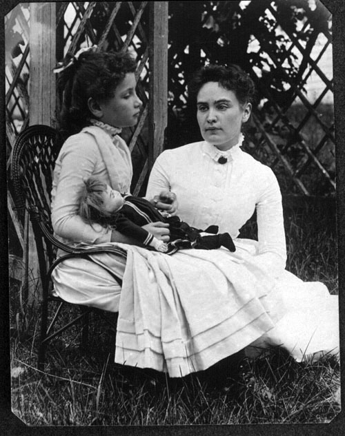 Mujeres Ilustres: Helen Keller y Anne Sullivan