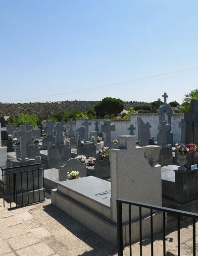 Cementerio de Aldea del Fresno